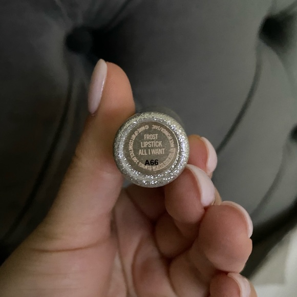 MAC All I Want Lipstick - Picture 3 of 4